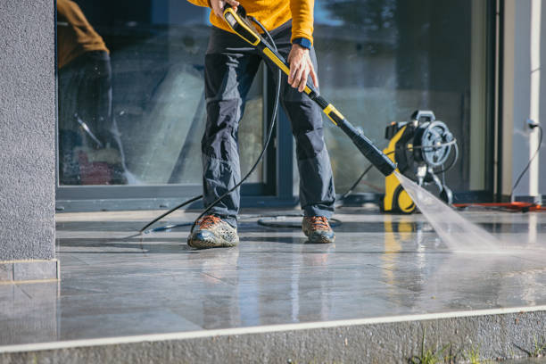 Professional Pressure Washing Services in Monona, IA